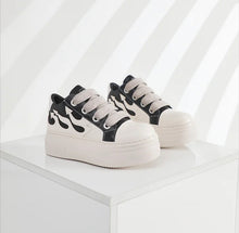 Load image into Gallery viewer, Baddie Lowtop Platform Sneakers