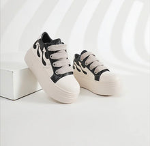Load image into Gallery viewer, Baddie Lowtop Platform Sneakers